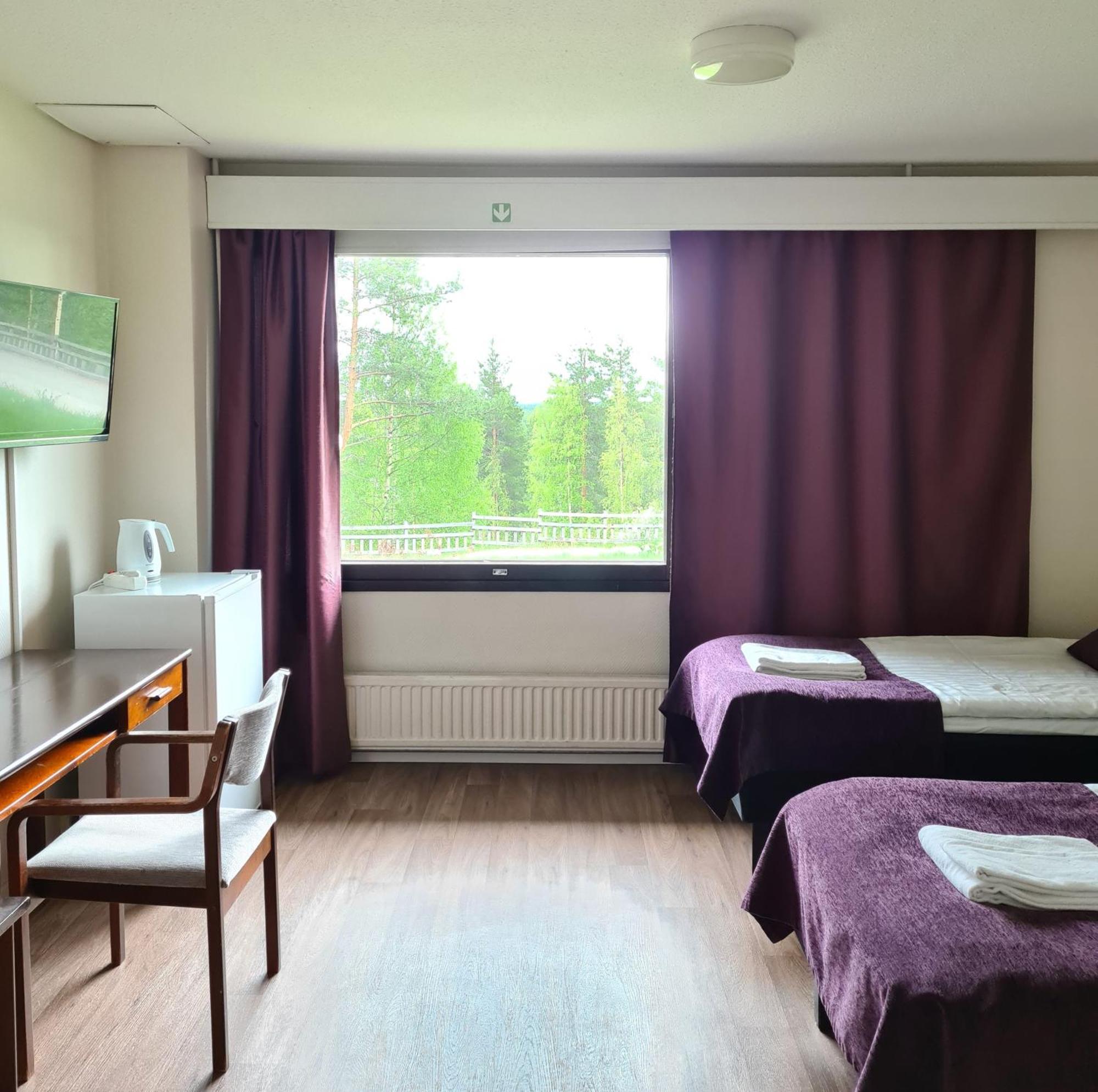 Hotel Julie Йоенсуу Екстер'єр фото