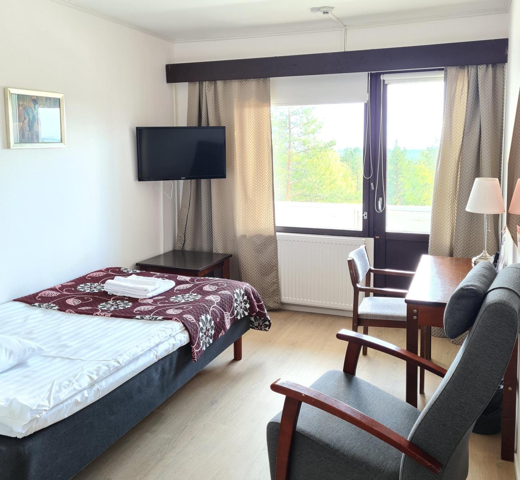 Hotel Julie Йоенсуу Екстер'єр фото
