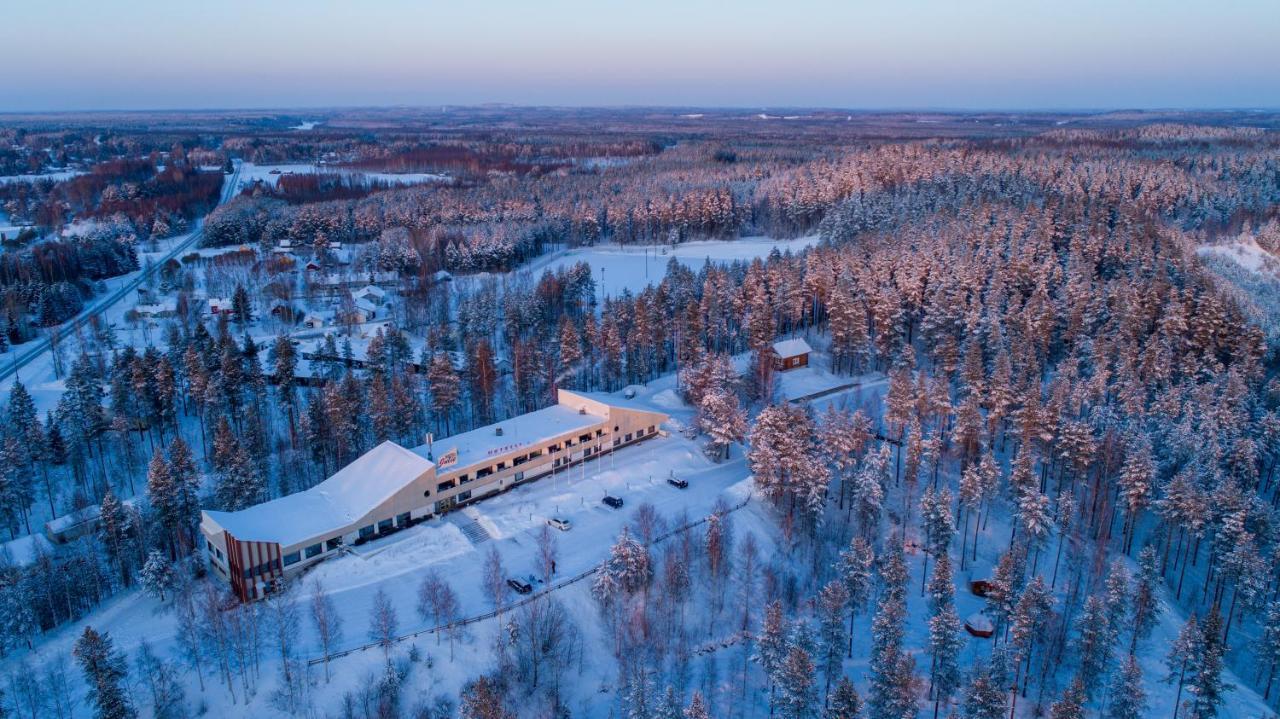 Hotel Julie Йоенсуу Екстер'єр фото